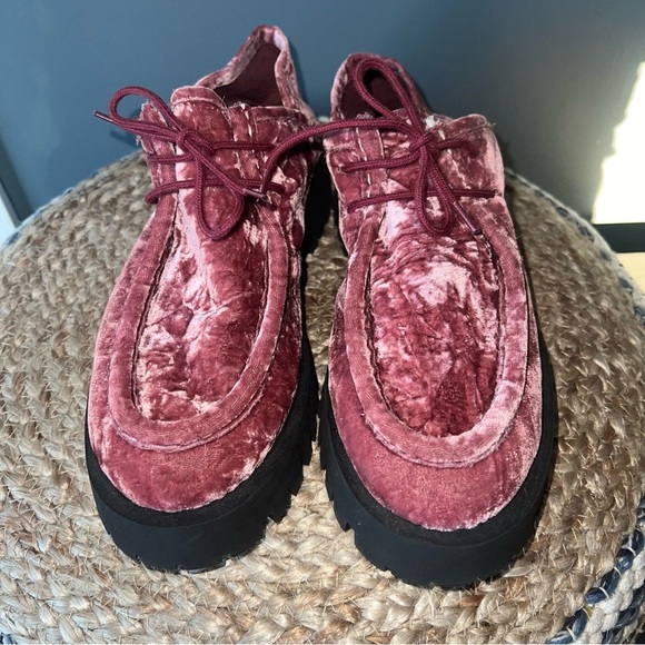 Free People Convertible Velvet Oxfords - Picture 6 of 11